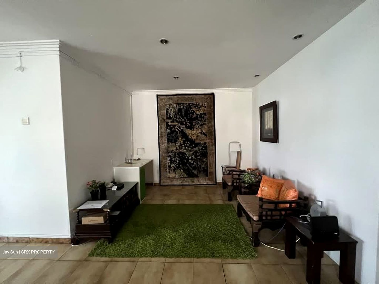 Emerald Apartments (D9), Apartment #628390821